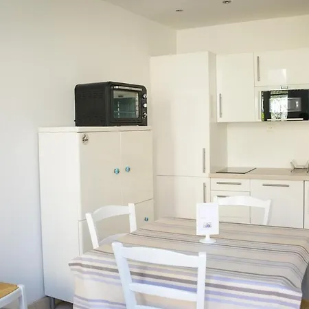 Semesterbostad La Maison Bleue
